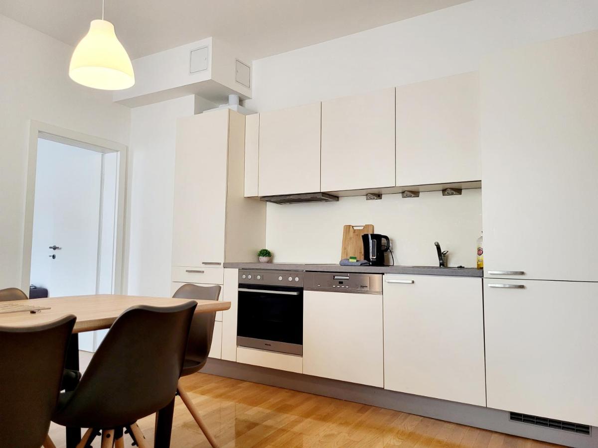 Floridsdorfer Apartment - Free Highspeed-Internet Відень Екстер'єр фото