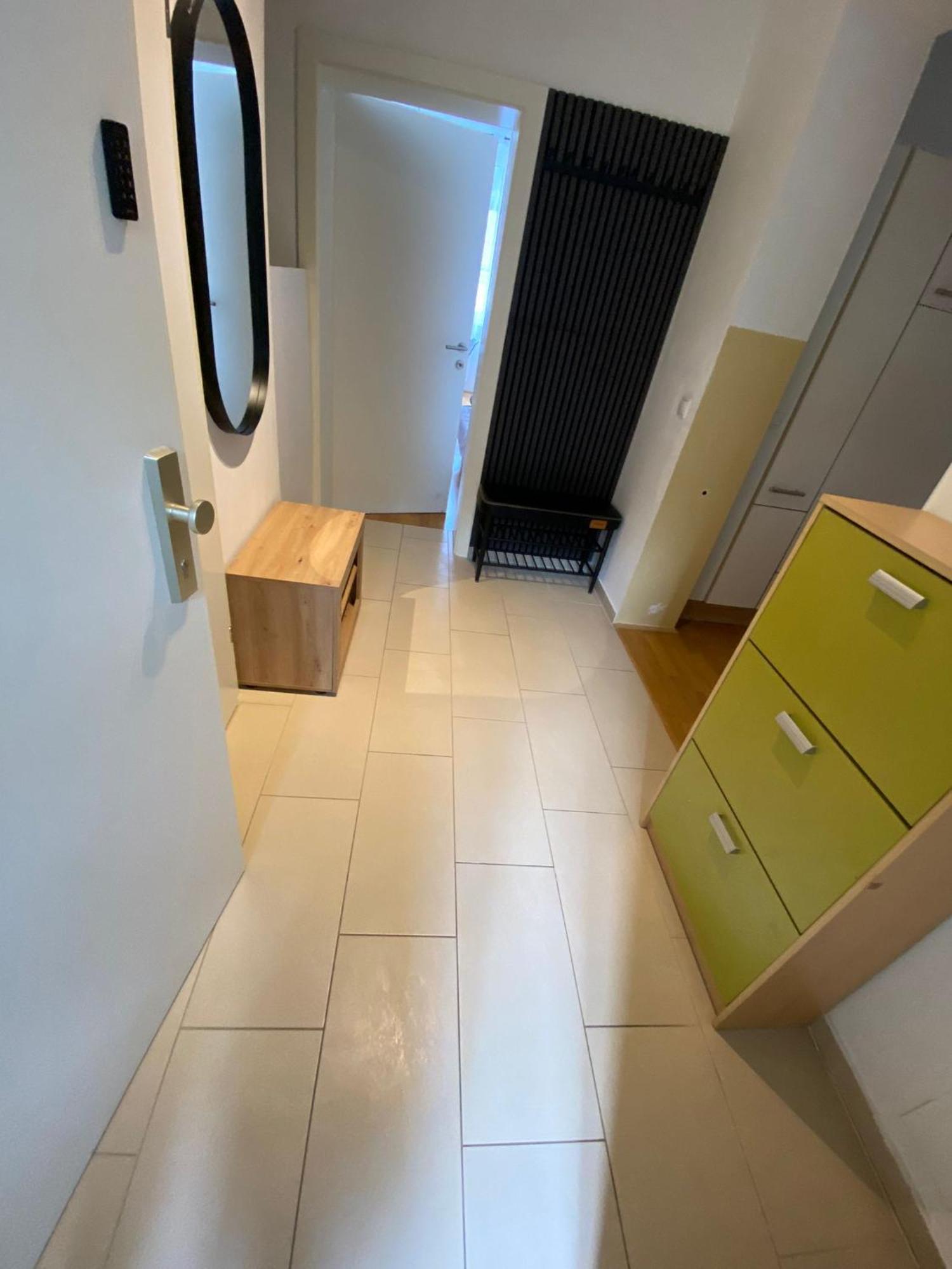 Floridsdorfer Apartment - Free Highspeed-Internet Відень Екстер'єр фото