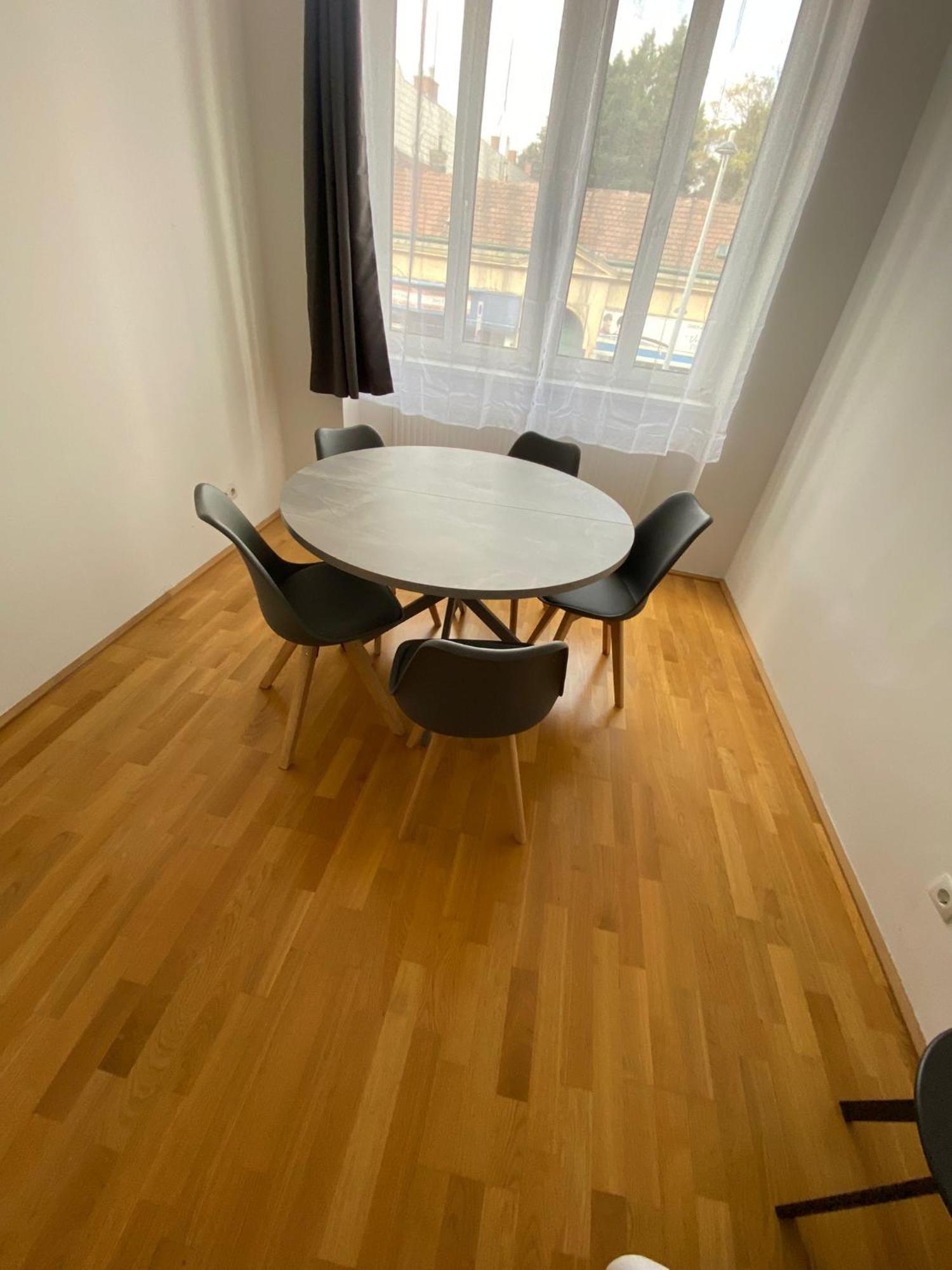 Floridsdorfer Apartment - Free Highspeed-Internet Відень Екстер'єр фото